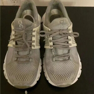 On Cloud Cloudswift 1 womens 5.5 white glacier